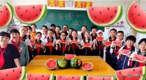 吃瓜爆料免费进学校,免费吃瓜爆料，解锁校园神秘生活